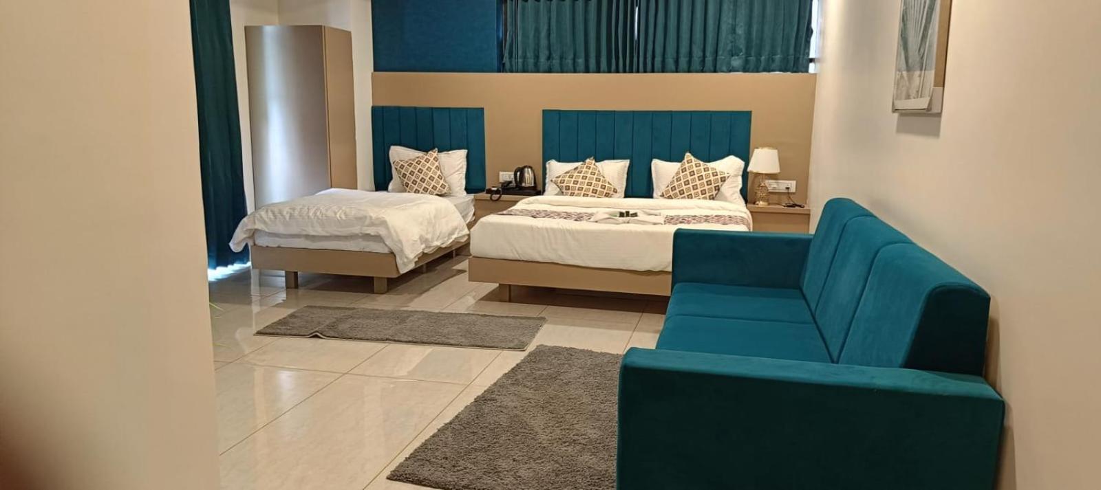 Hotel Royal Square Gandhinagar Luaran gambar