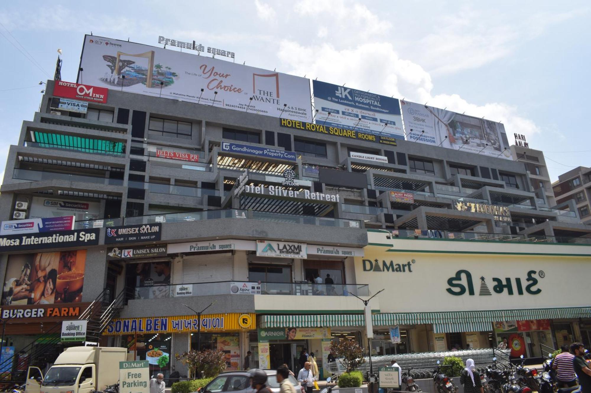 Hotel Royal Square Gandhinagar Luaran gambar
